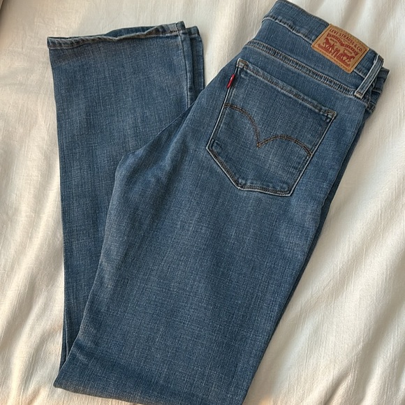 Levi’s 315 Shaping Bootcut - Picture 9 of 10